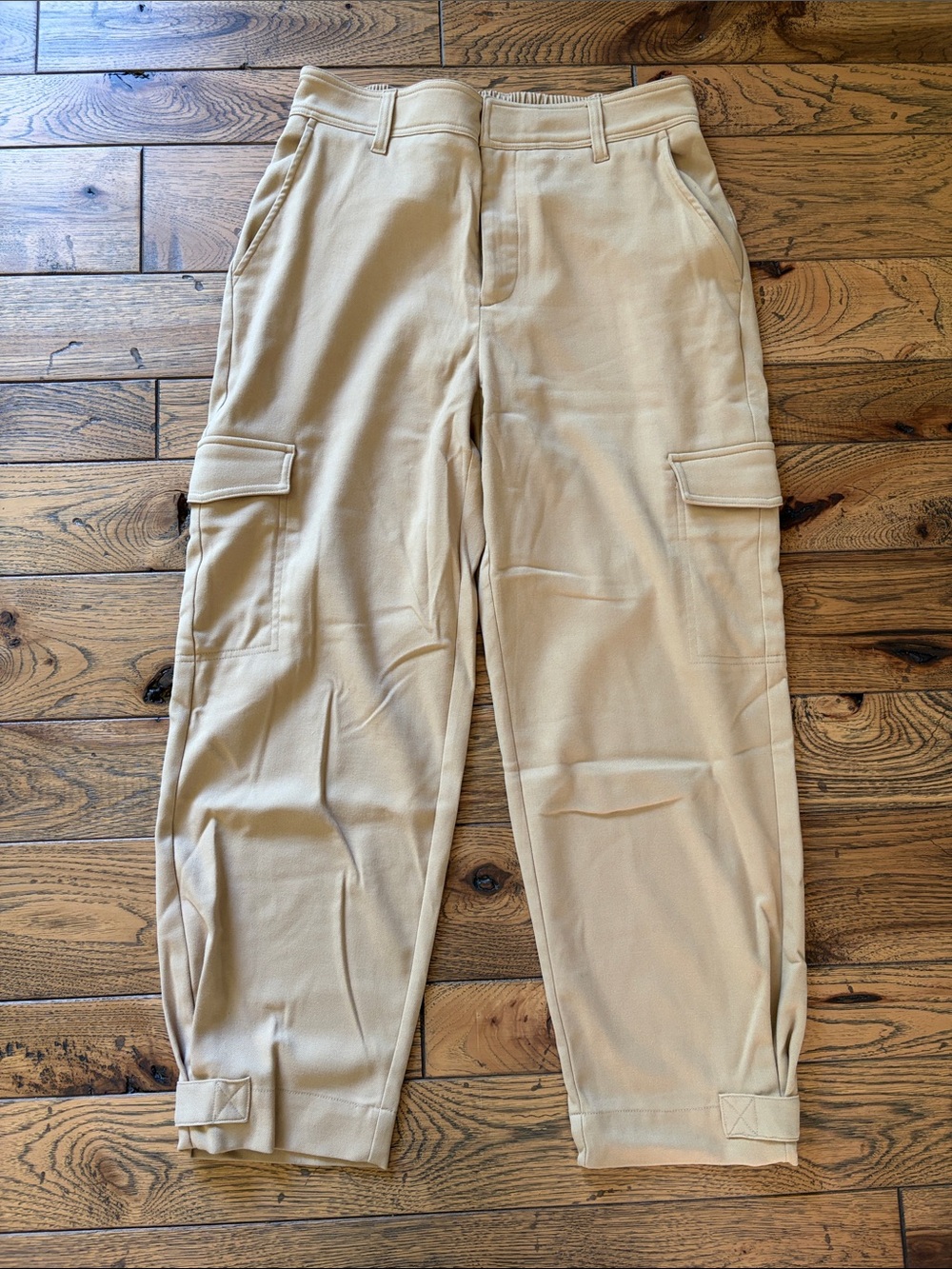 Simply Vera Vera Wang Women's Cargo Capris in Khaki
